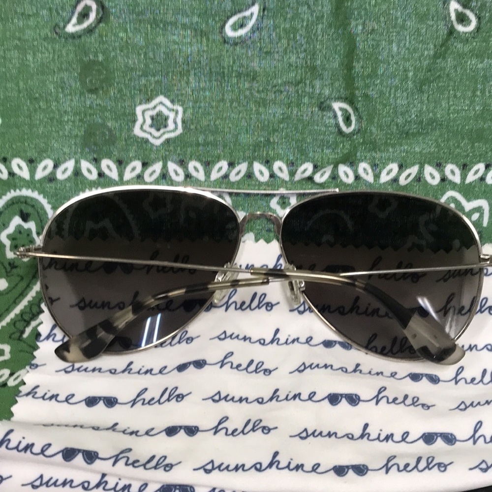 Maui Jim Mavericks & an old Bausch & Lomb Wayfarer in parts.